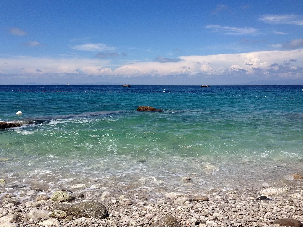 clear waterline of marina grande beach capri