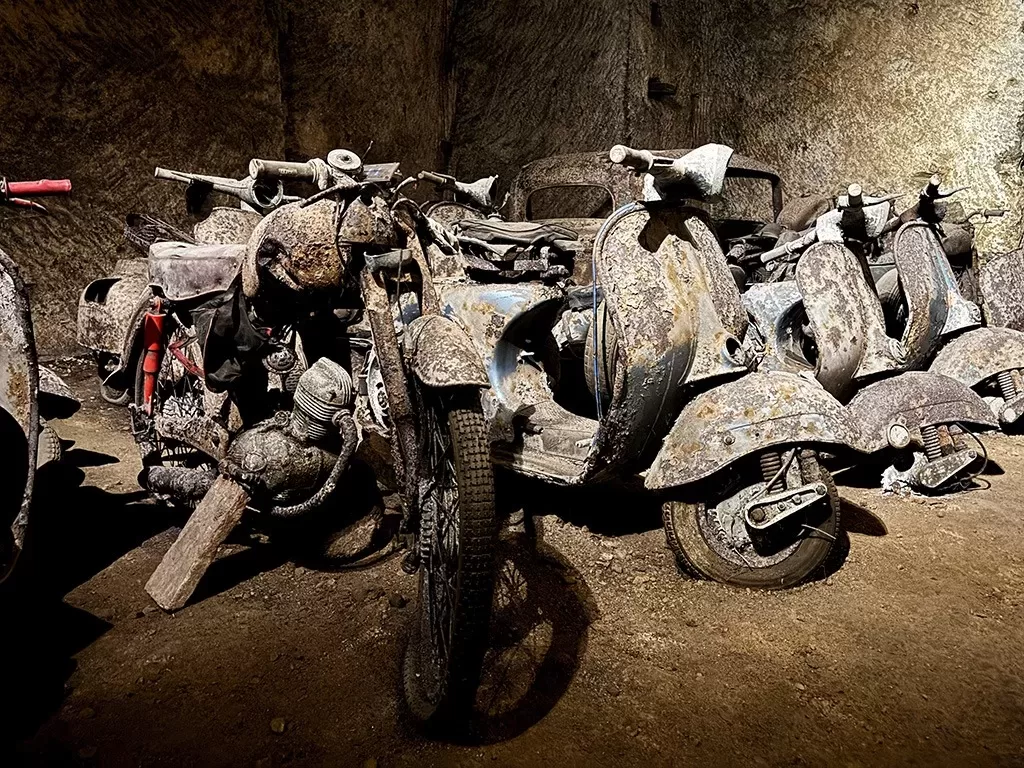 bourbon gallery old bikes