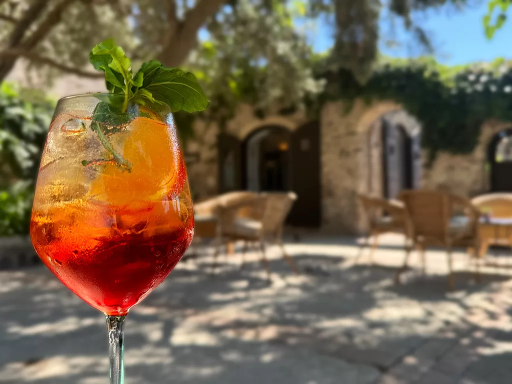 rocolino spritz in a wine glass
