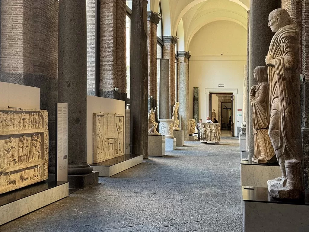 ground level corridor of naples archeological museum