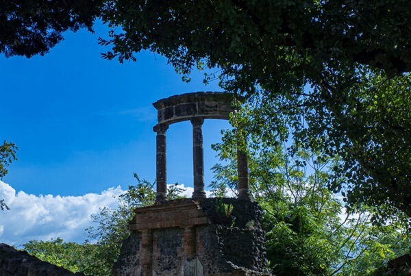 pompeii visit from Naples in October