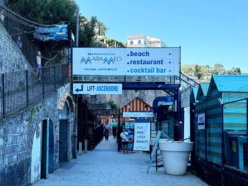 view of entrance to sorrento beach clubs