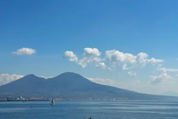 napleswise spending 1 Day in Naples views of vesuvius
