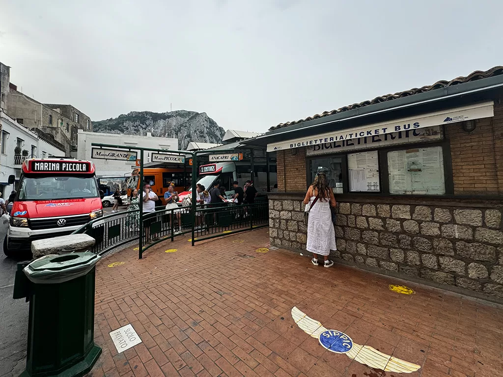 capri bus station and ticket desk
