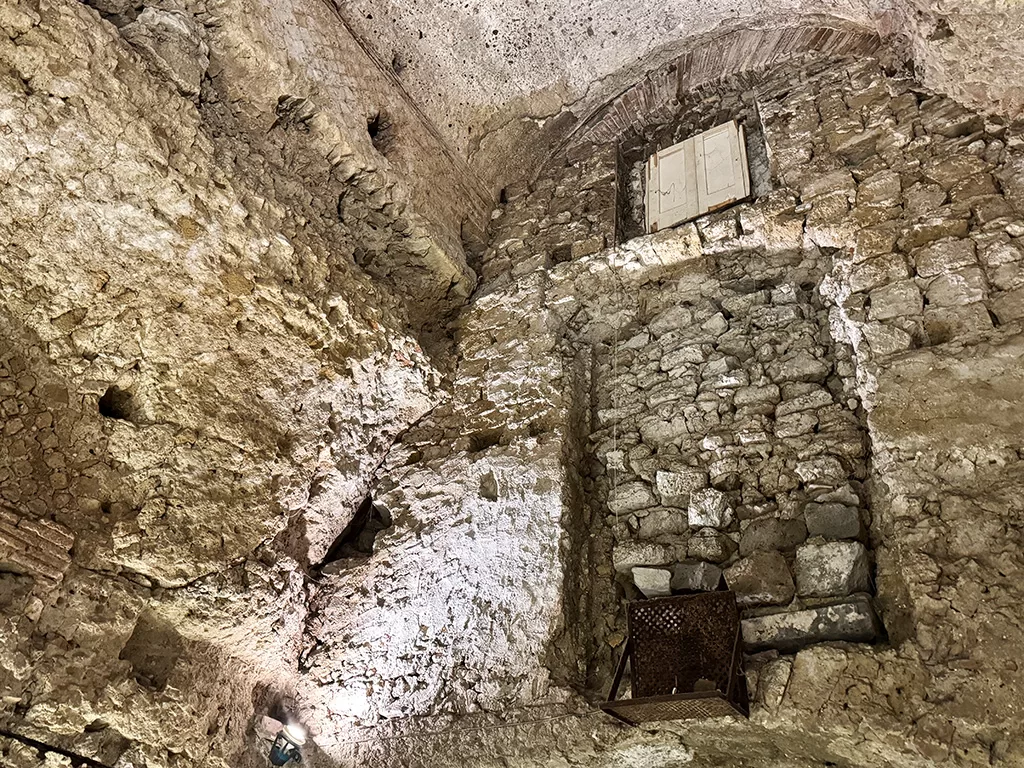 ancient roman theater walls on display at napoli sotterranea site