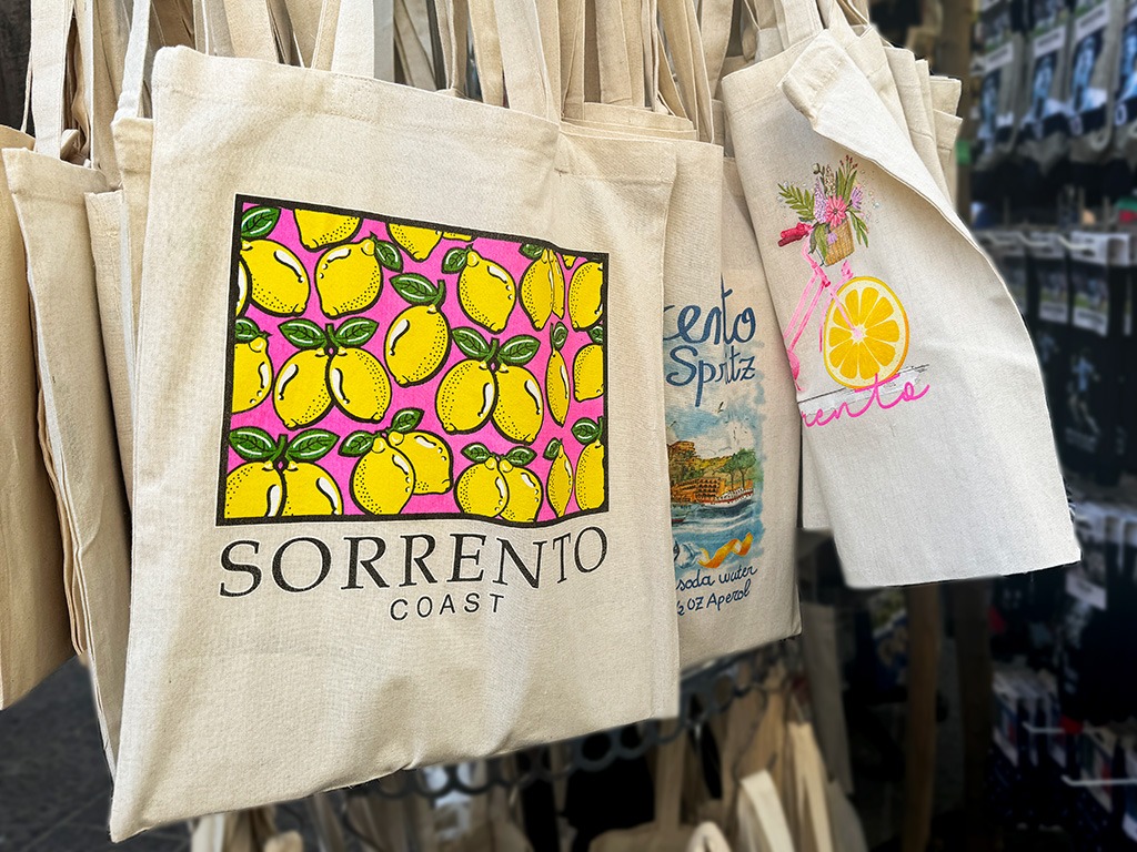 sorrento tote bag rack