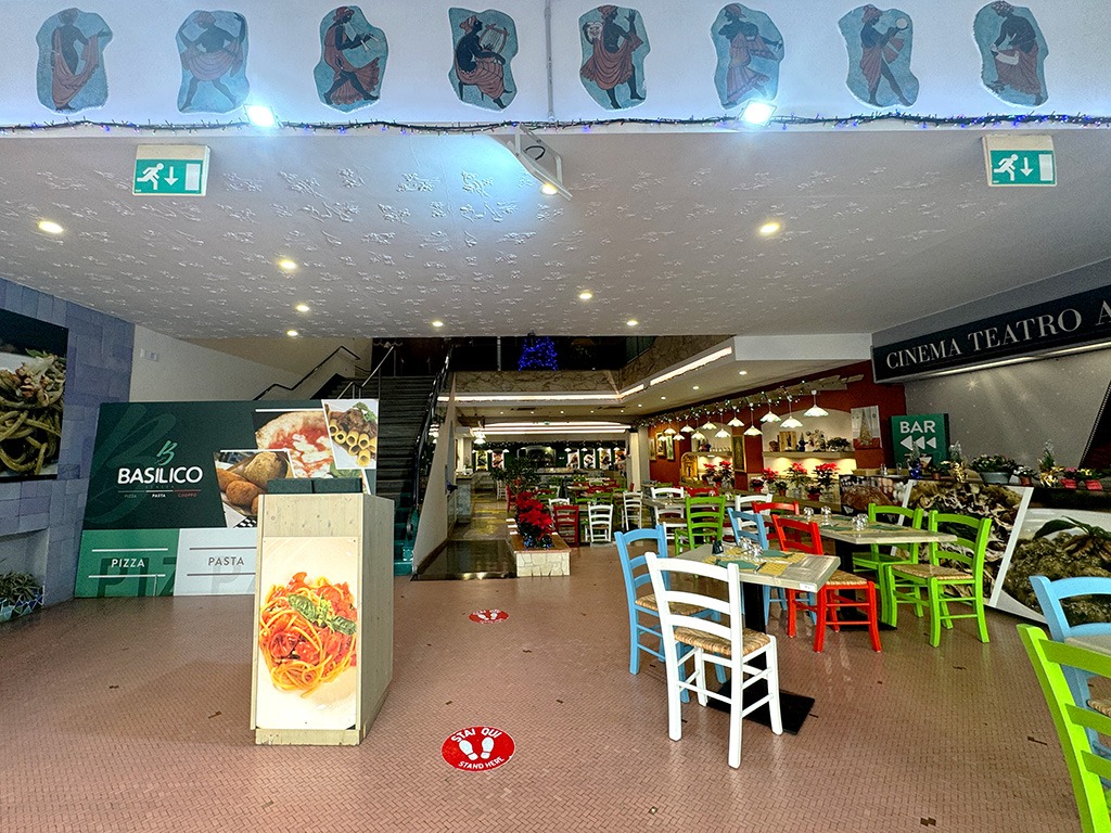 sorrento basilico restaurant interior