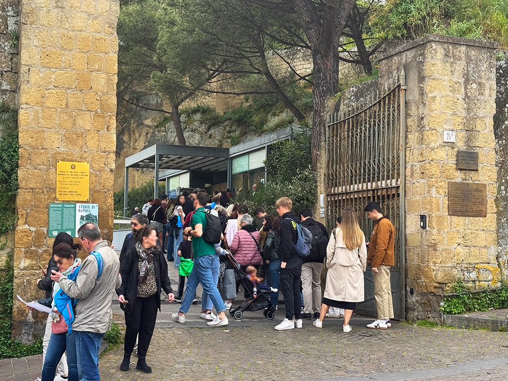 people queuing at castel sant-elmo