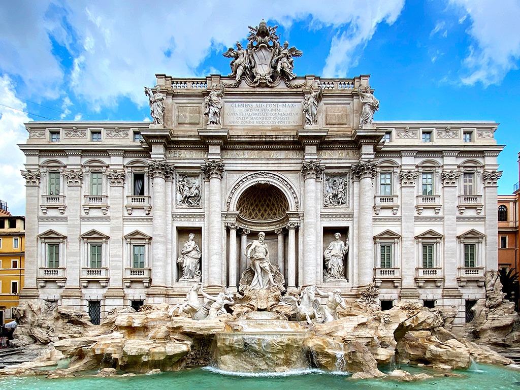 trevi fountain
